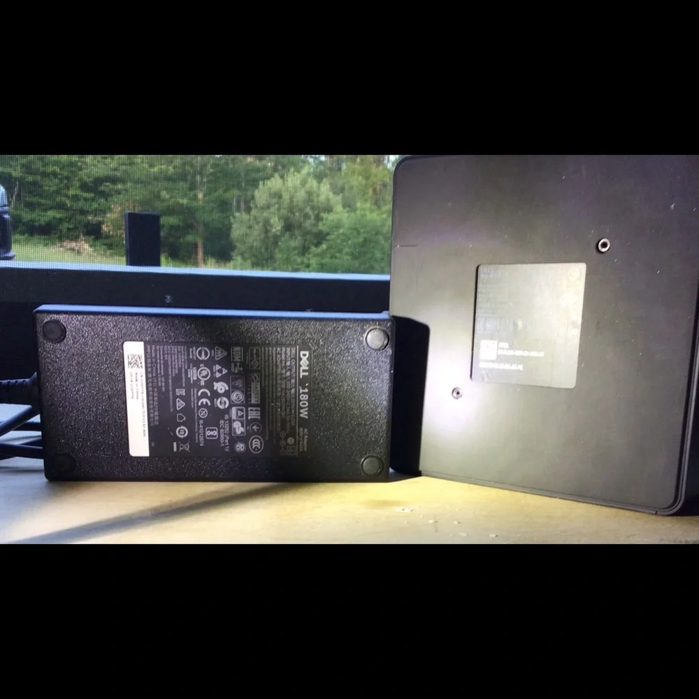 Dell TB16 Thunderbolt Dock with 180W charger adapter obo